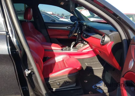 2018 Alfa Romeo Stelvio Ti Sport Awd z USA, uszkodzony, nr VIN ZASFAKNNXJ7B73323